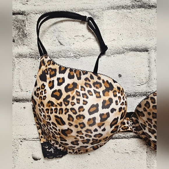 La Senza Leopard Print Padded Lace Trim Bra - Picture 2 of 14